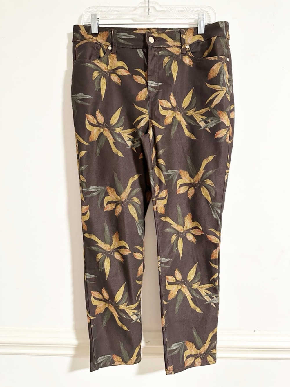 Chico's "Girlfriend" Slim Leg Ankle Pants — Botanical Print